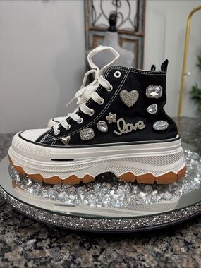 Taxi Platform High-Top Sneakers with Crystal Heart & 'Love' Accents - Black EUC